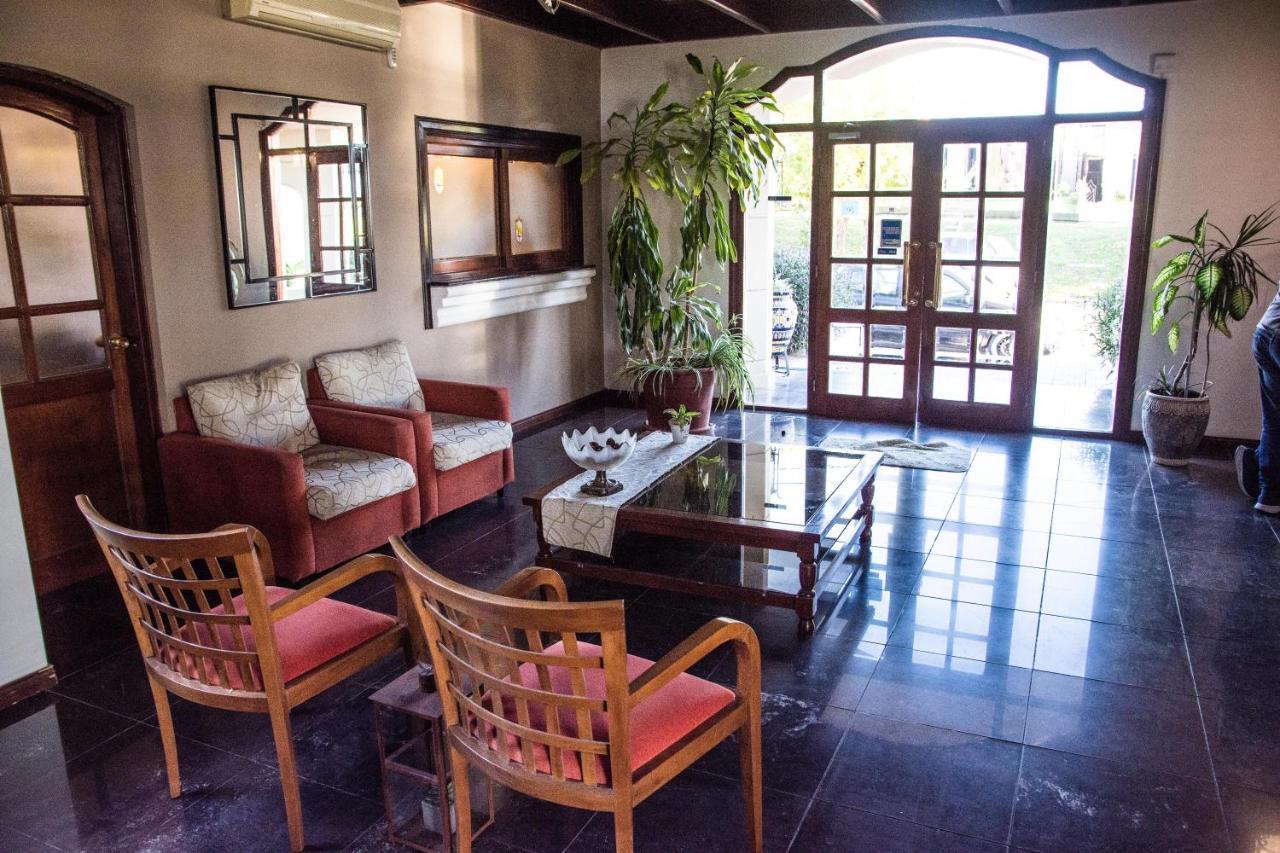 Hotel Santa Catalina Río Cuarto Dış mekan fotoğraf